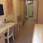 Pensión Augustana House And 4*