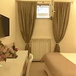Augustana House And Pensión 4*