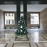 Pensión Augustana House And 4*