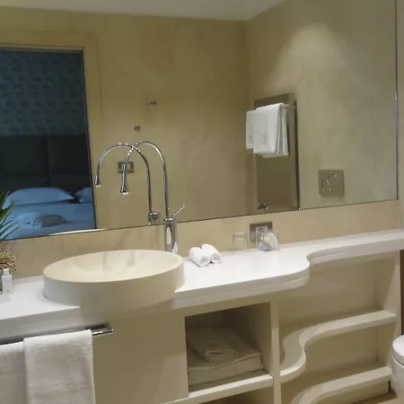 Pensionat Augustana House And 4*