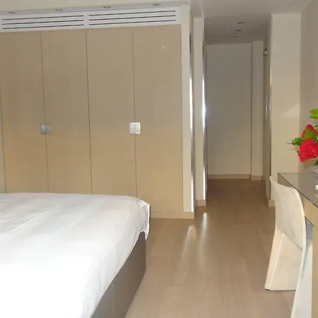 Augustana House And Pensionat 4*