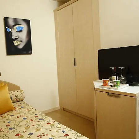 Augustana House 2* Rome