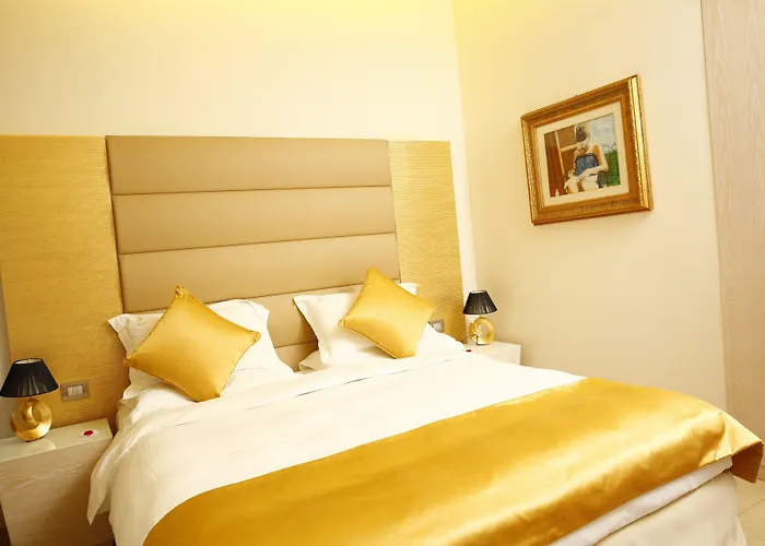 Augustana House And 4* Rome