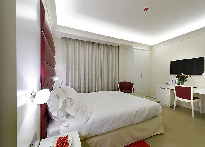 Augustana House And 4* Rome