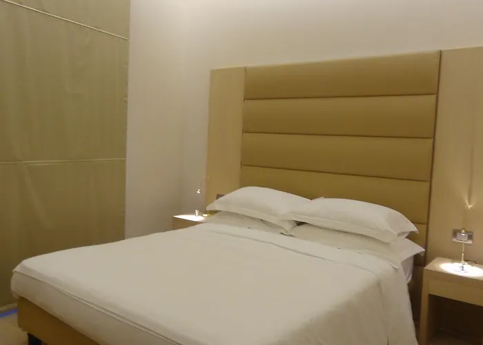 Augustana House And 4* Rome