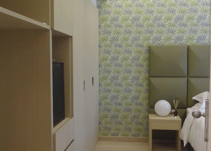 Augustana House And 4*