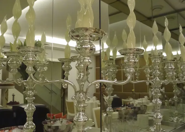 Augustana House And 4* Rome