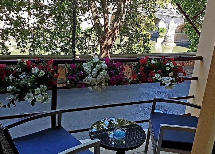 Augustana House And 4*