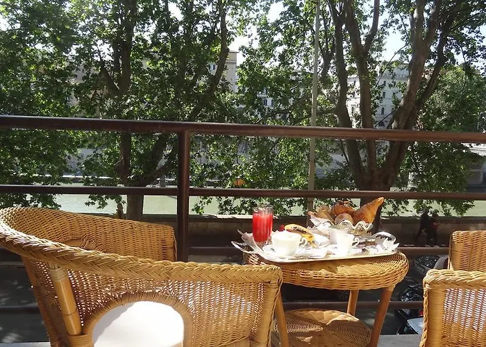 Gasthuis Augustana House And